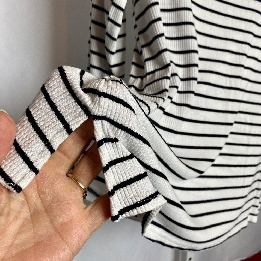 Fifty Street Womenʻs Black and White Striped 3/4 Sleeve Blouse X-Large - Picture 6 of 8